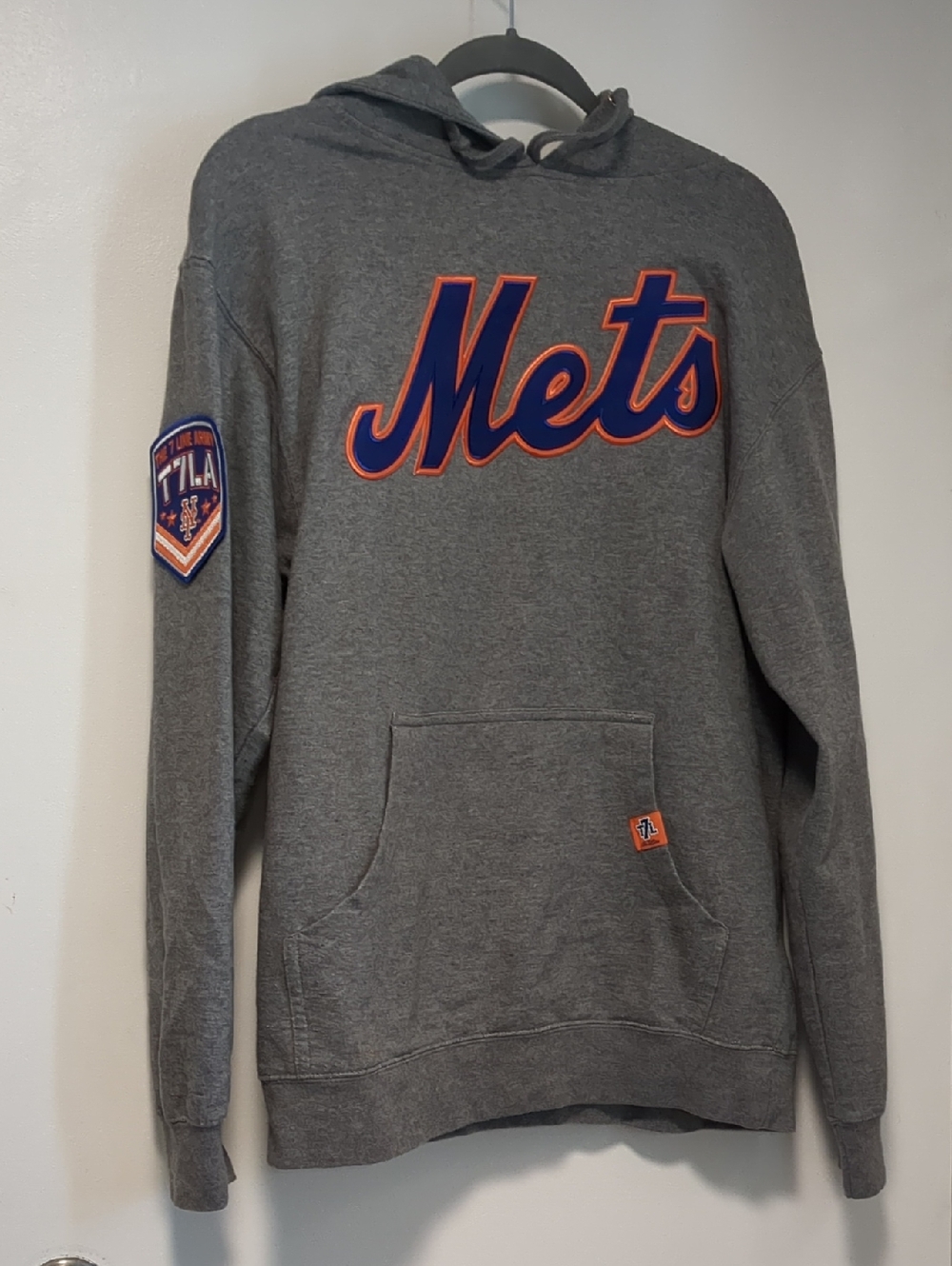 Gray Mets Pullover Hoodie - Official Team Logo